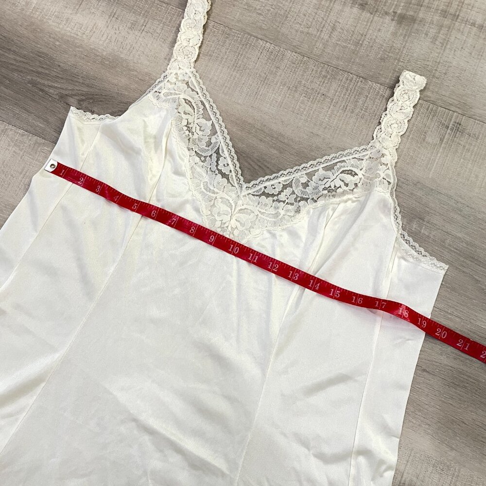 White Vintage Vanity Fair Slip Dress - Picture 5 of 10